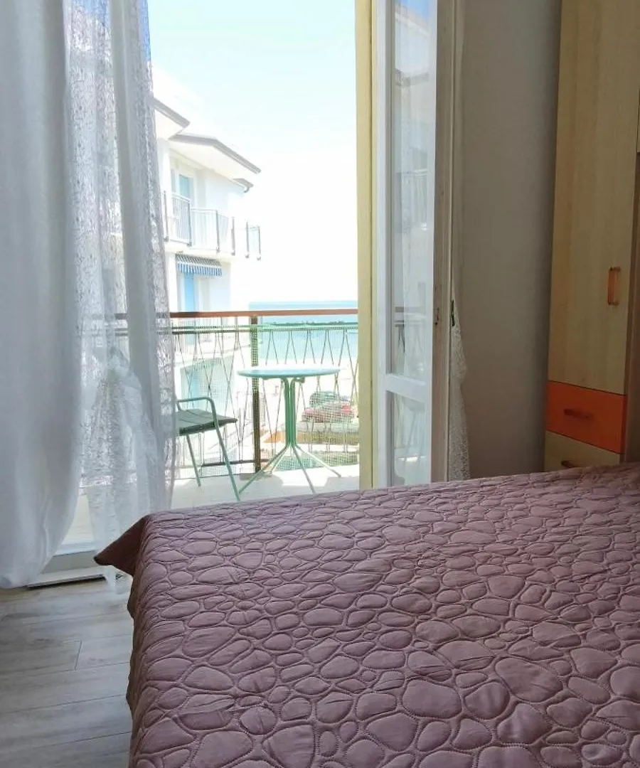 Appartamento Pomposa Premium Lite Frontemare Lido di Pomposa 0*,  Italia